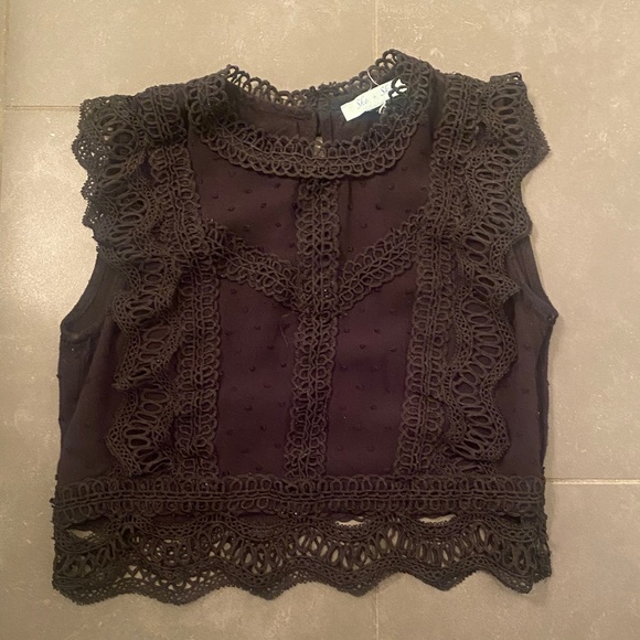 Back Lace Cropped Blouse - Picture 1 of 3